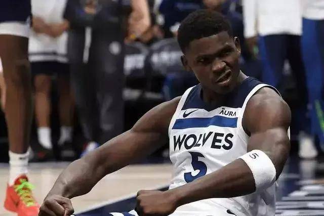 意甲-小图拉姆双响科雷亚破球荒 国米5-0维罗纳